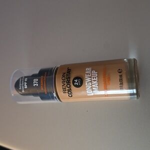 Revlon colorstay foundation